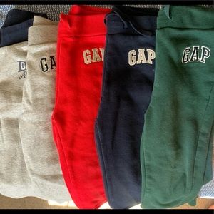 5 pair of GAP Sweatpants size 2T